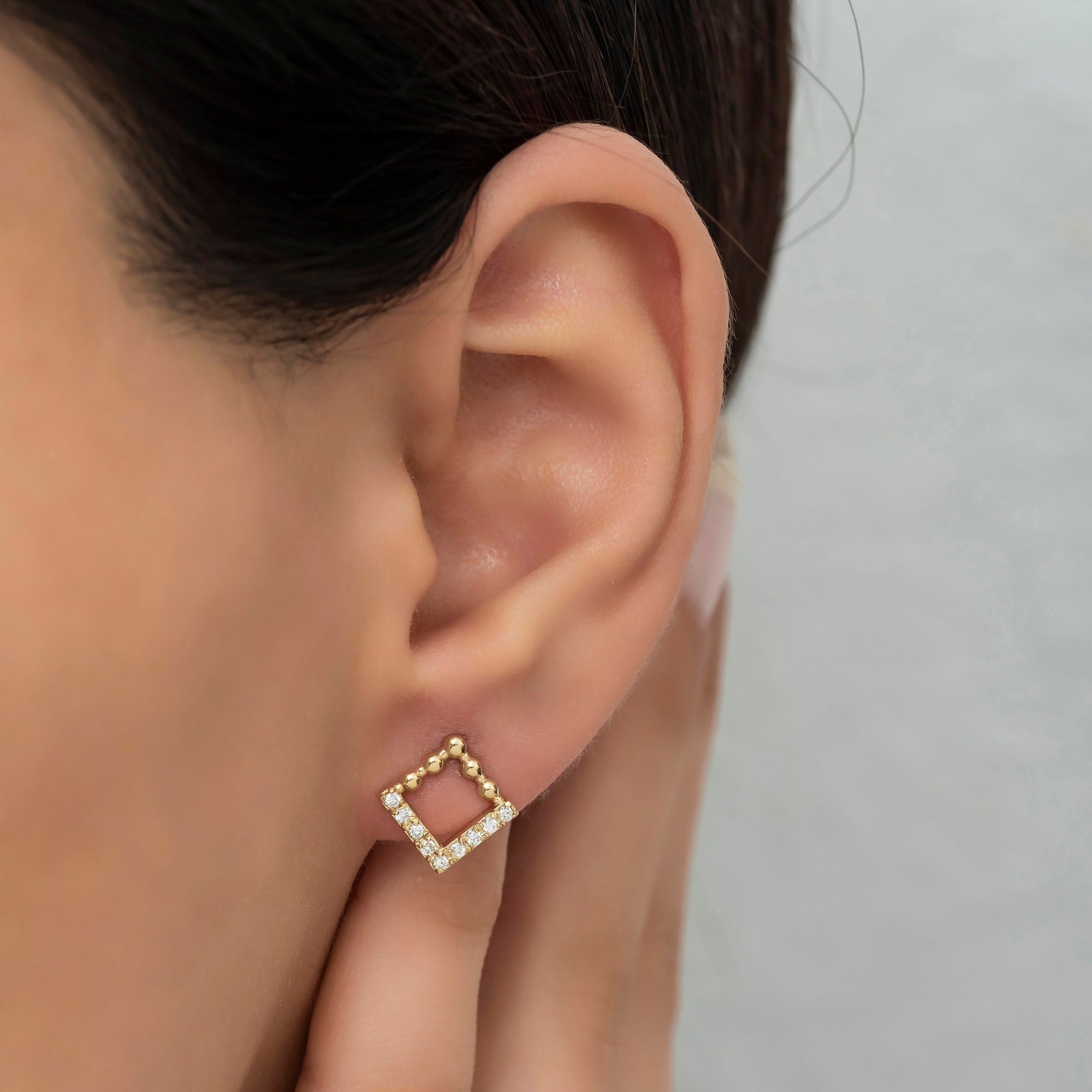 14K Gold Diamond Square Stud Earrings — Quadra