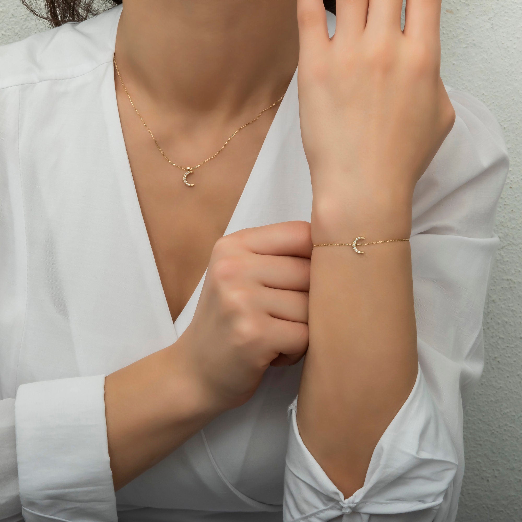 14K Gold Diamond Crescent Moon Bracelet – Lunara