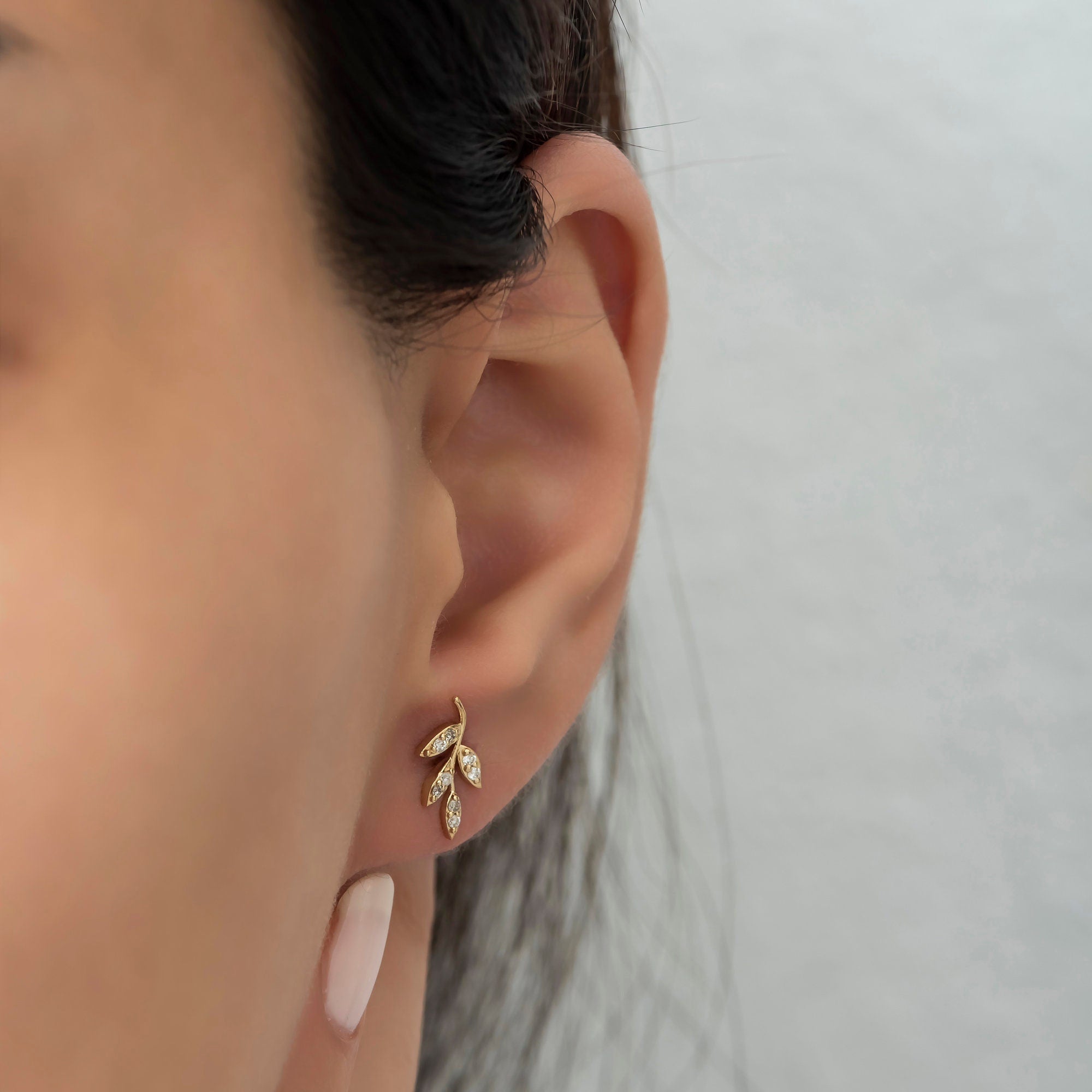 14K Gold Diamond Leaf Stud Earrings – Folia