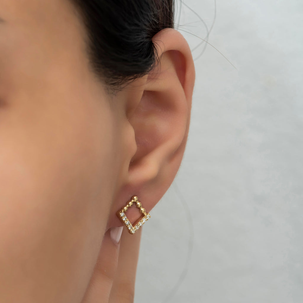 14K Gold Diamond Square Stud Earrings — Quadra