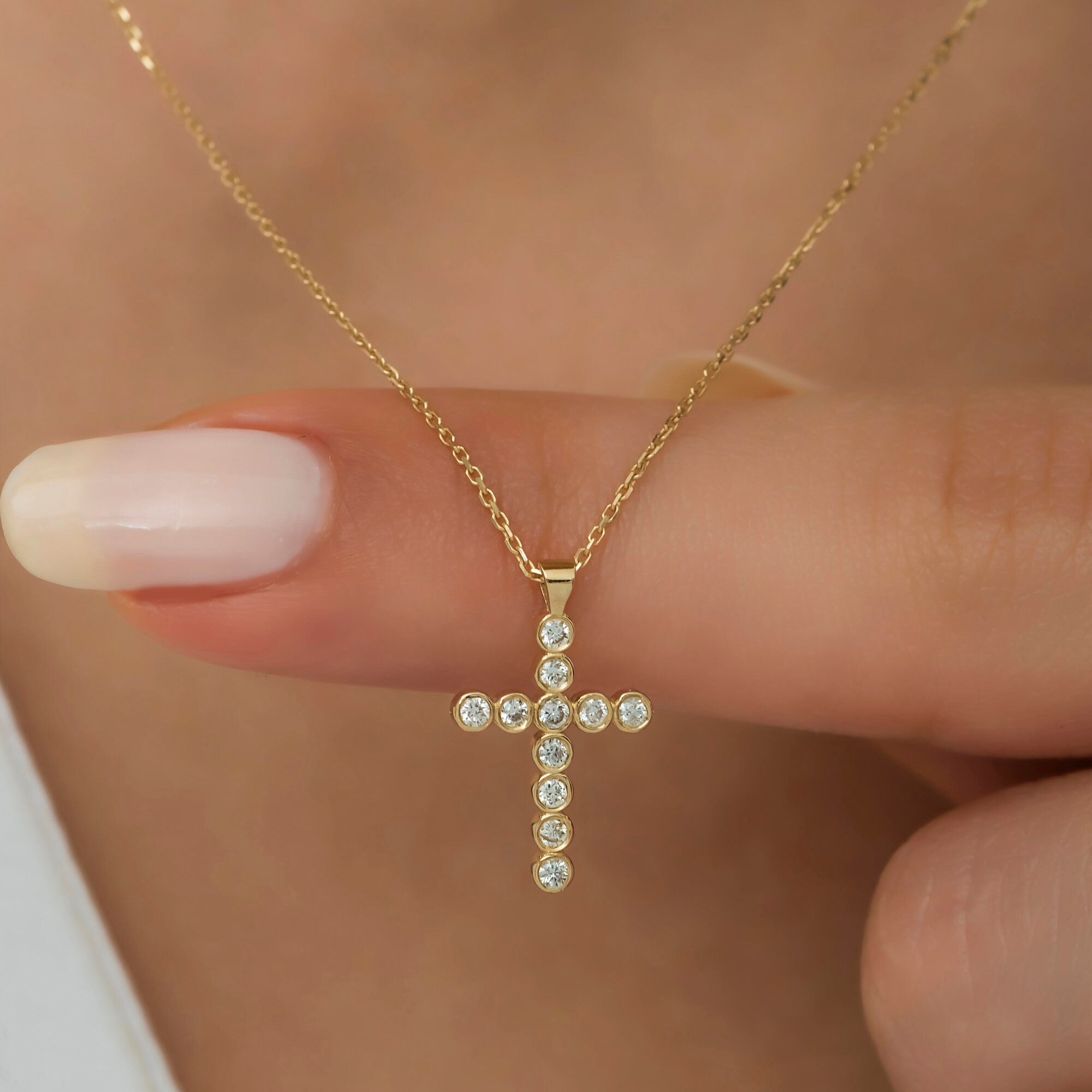 14K Gold Diamond Cross Necklace – Alenya