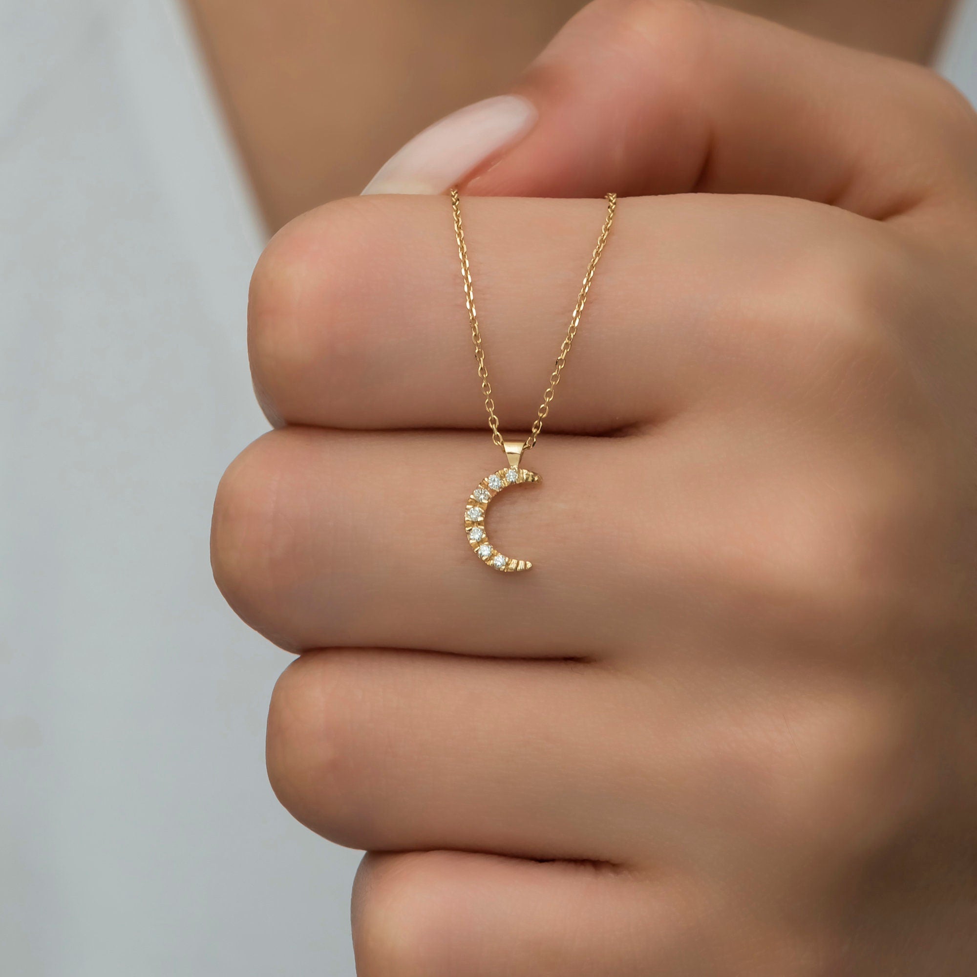 14K Gold Diamond Crescent Moon Necklace/ 14K Gold Moon Necklace for Woman/ Gold Diamond Moon Necklace Gifts / Christmas Gifts/ The Mom