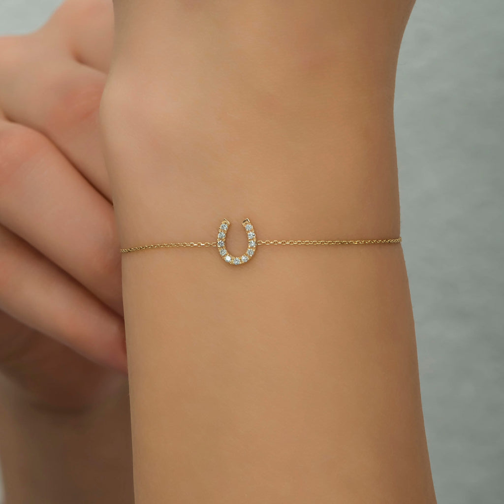 14K Gold Diamond Horseshoe Necklace – Fortuna