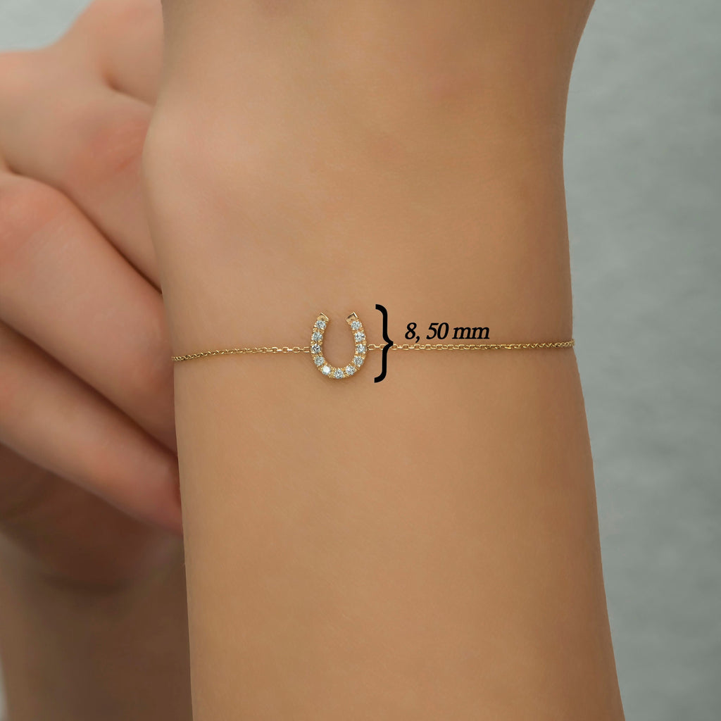 14K Gold Diamond Horseshoe Necklace – Fortuna