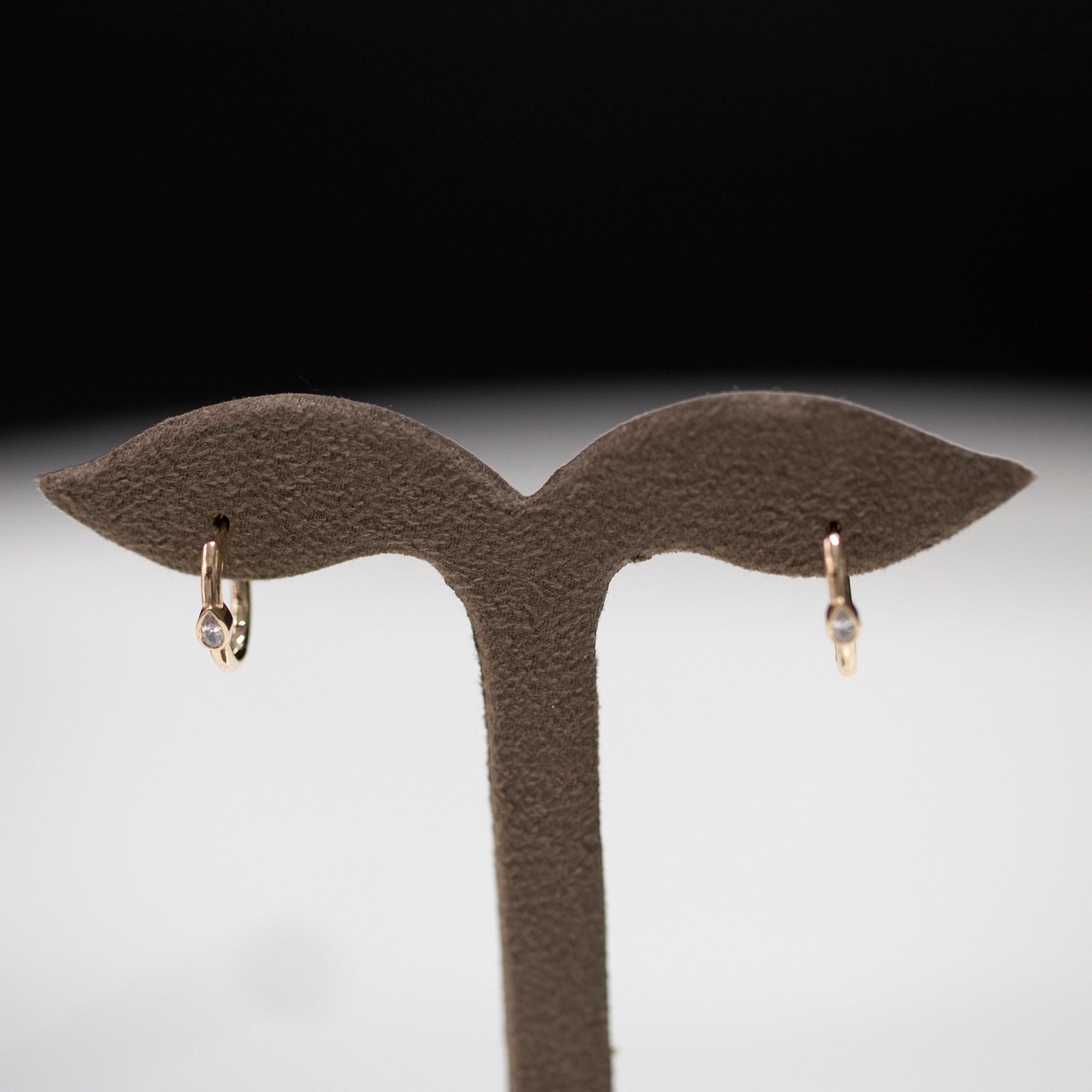 14K Gold Drop-Cut Diamond Hoop Earrings – Vandara