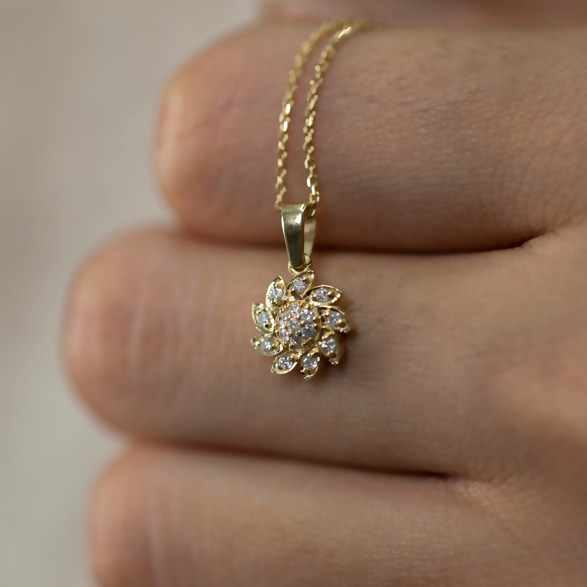 14K Gold Diamond Swirl Flower Necklace –  Eterna