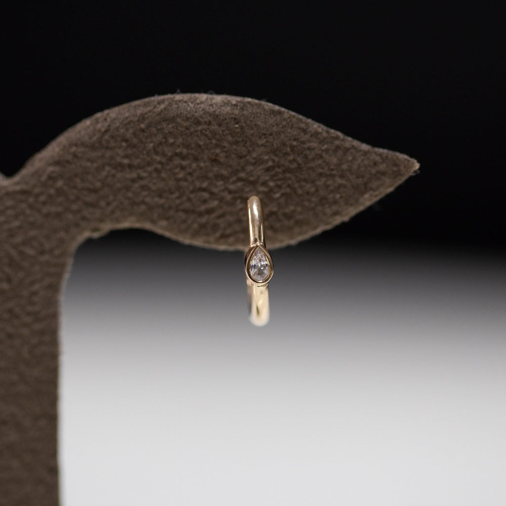 14K Gold Drop-Cut Diamond Hoop Earrings – Vandara