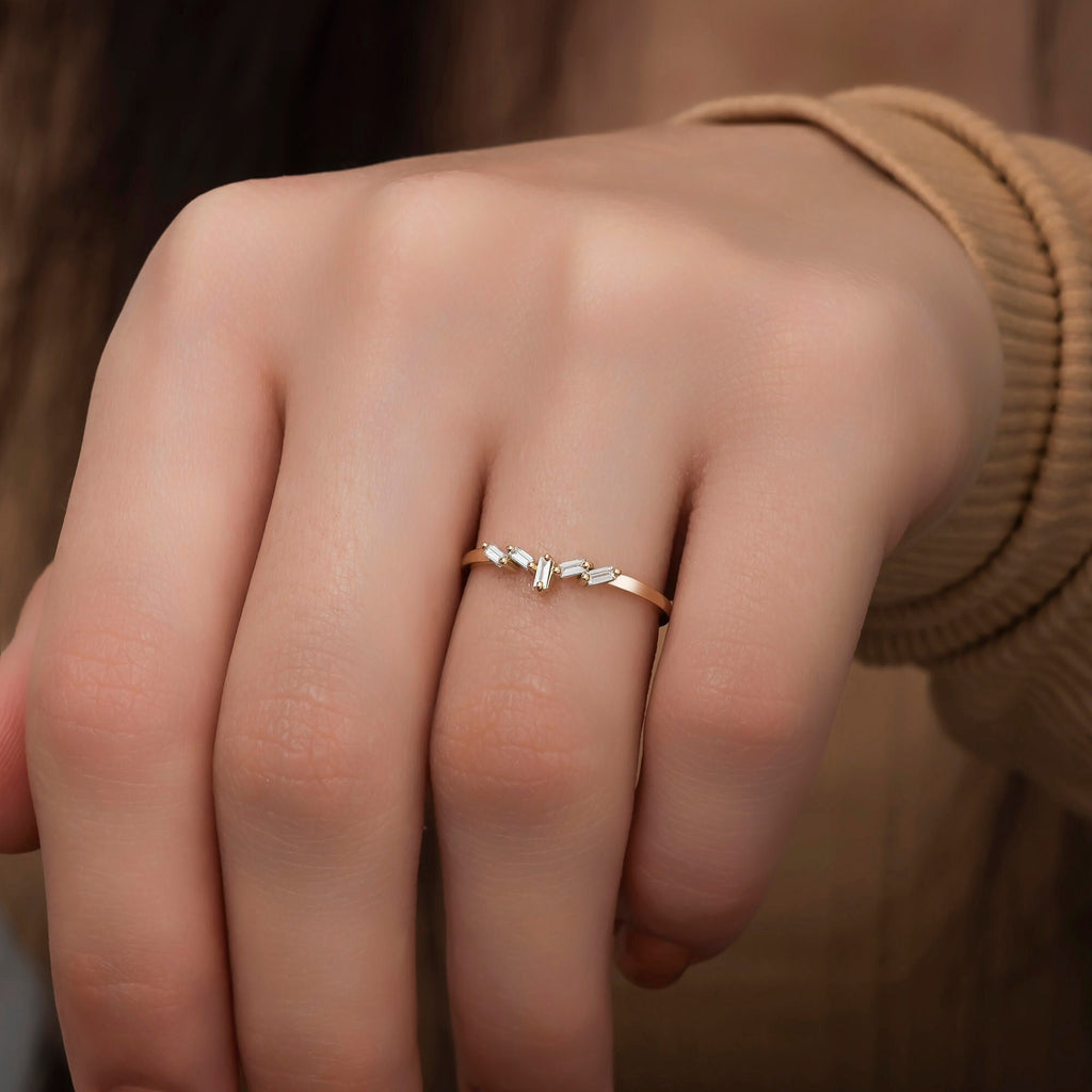 14K Solid Gold 5-Stone Baguette Diamond Ring – Nerise
