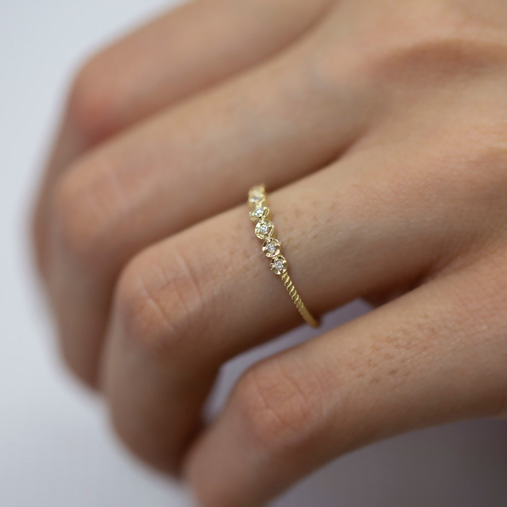 14K Gold Twisted Diamond Band Ring — Lucerne