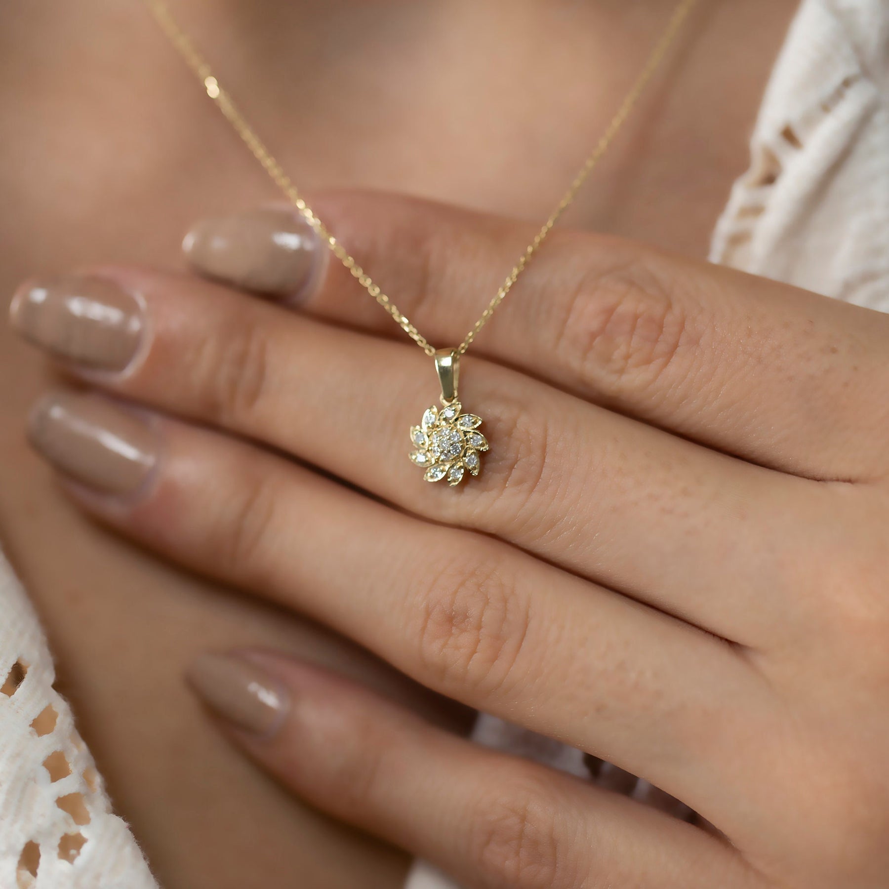 14K Gold Diamond Swirl Flower Necklace –  Eterna