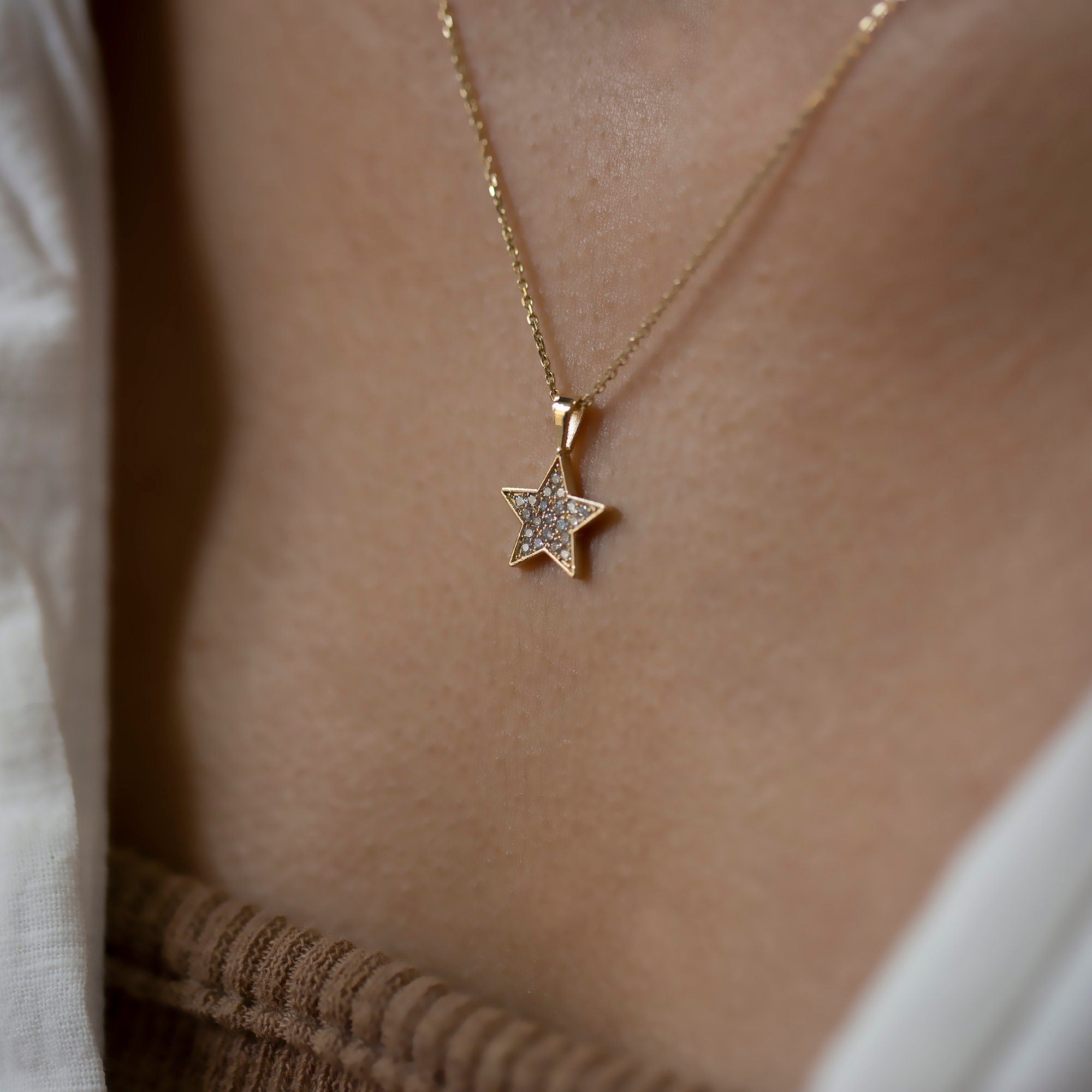 14K Gold Diamond Star Necklace – Celestalis