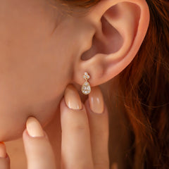 14K Gold Baguette Diamond Teardrop Studs – Veralis