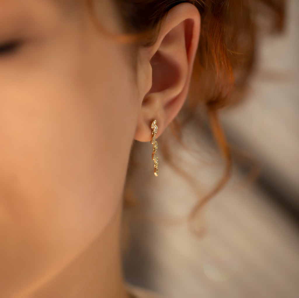 14K Gold Diamond Vine Dangle Earrings – Arboris