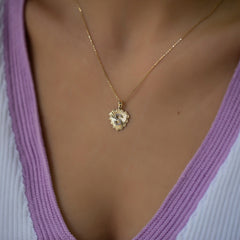 14 Ayar Altın Pırlanta Kalkan Baş Harf Kolye – Herald 