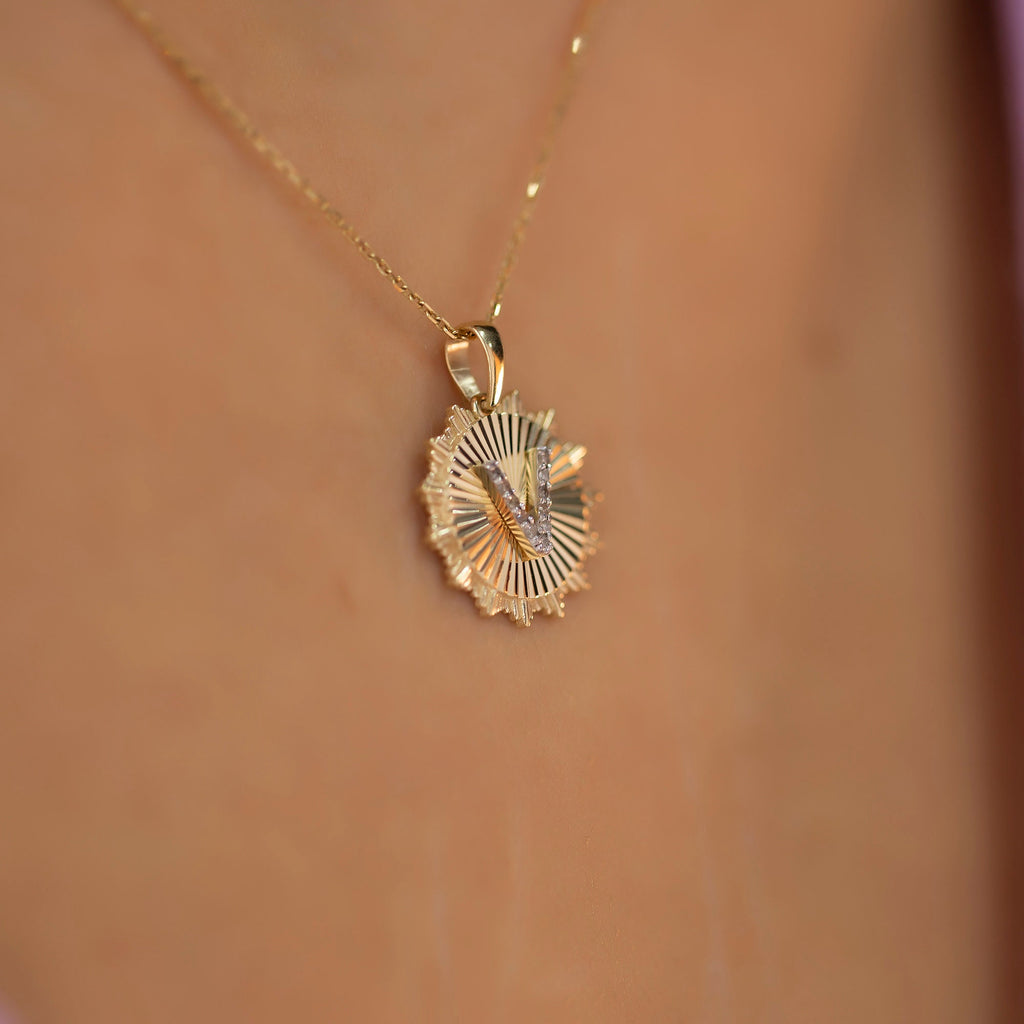 14K Gold Diamond Round Initial Necklace – Herald