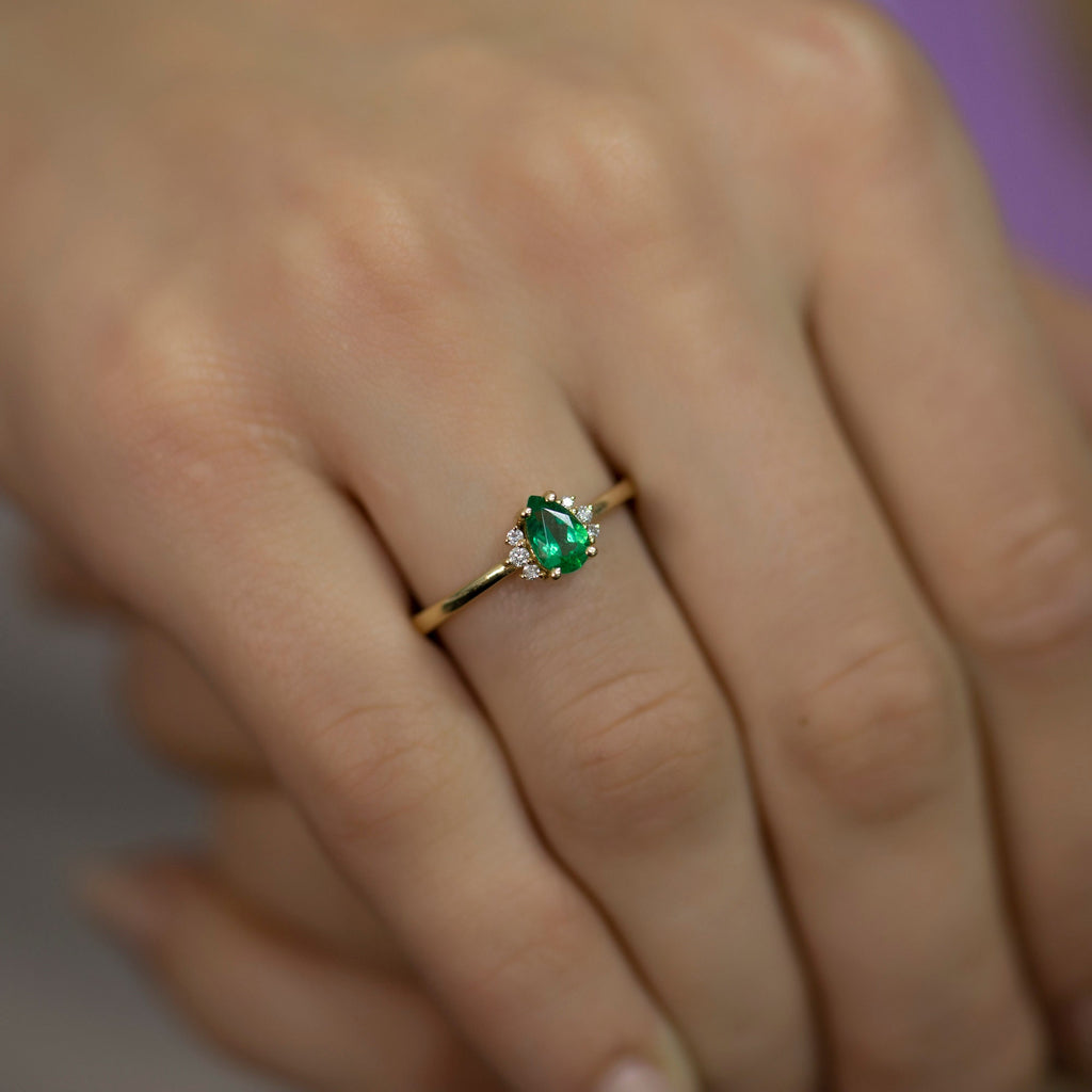 14K Gold Pear Emerald & Diamond Ring — Ismene