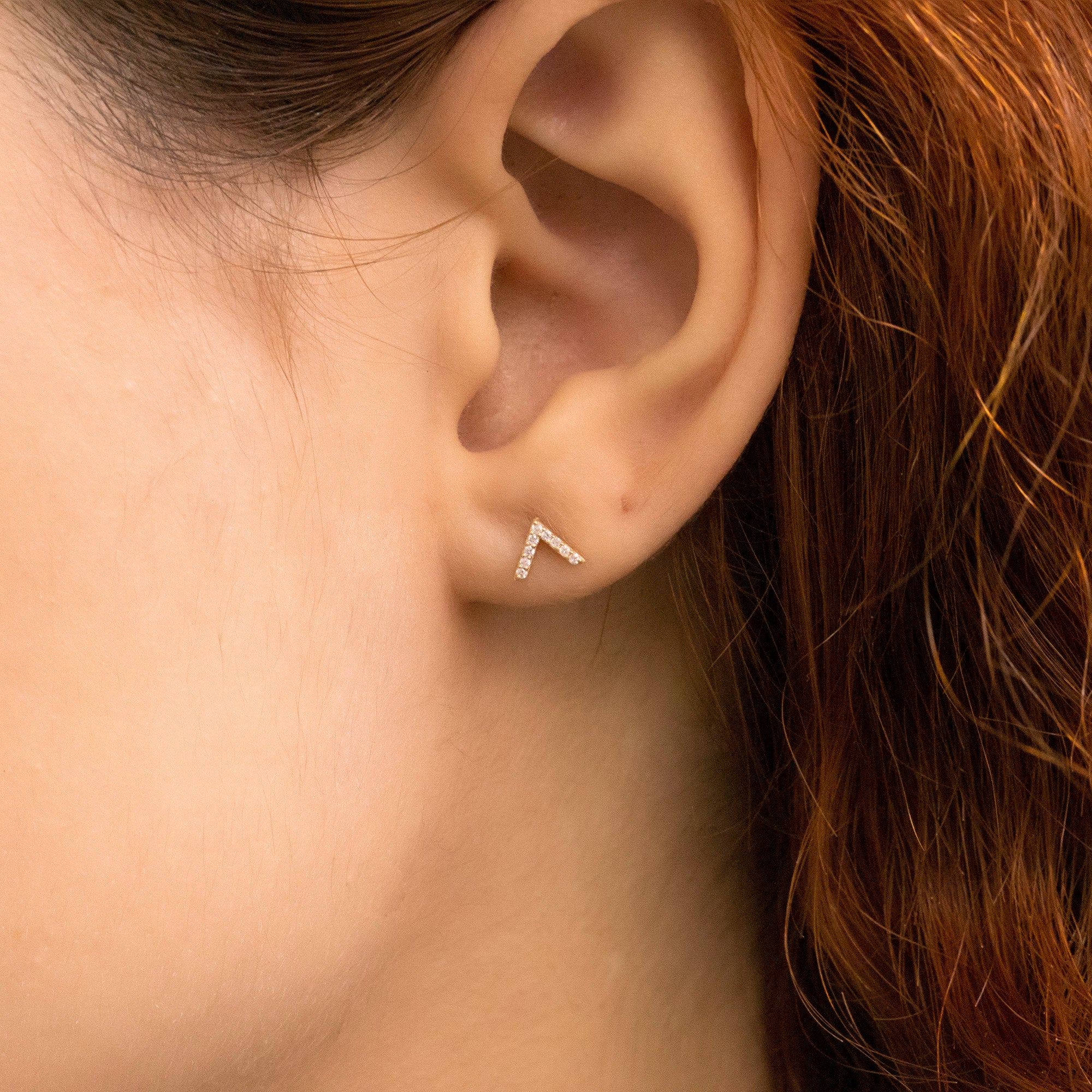 14K Gold Diamond V-Shape Stud Earrings – Vectura