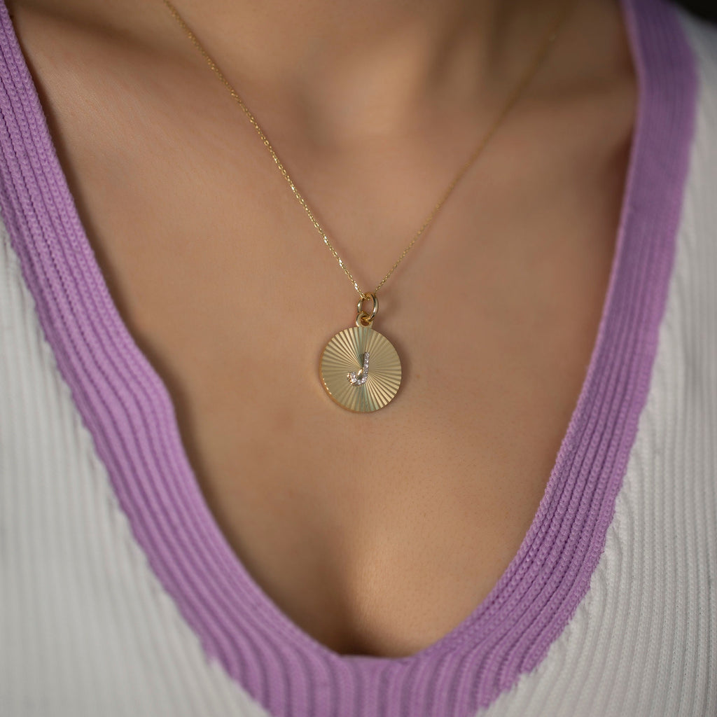 14K Gold Diamond Round Plate Initial Necklace – Carmiel