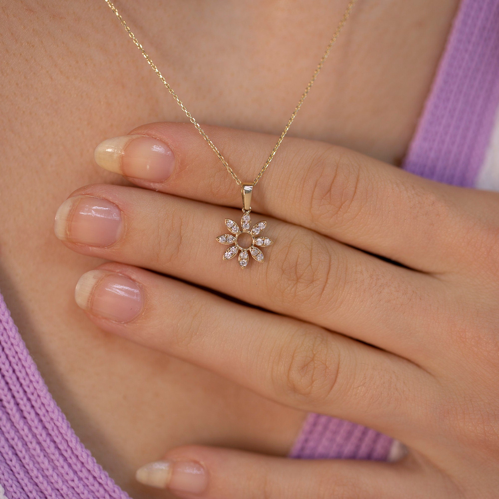 14K Gold Diamond Flower Necklace – Florayne