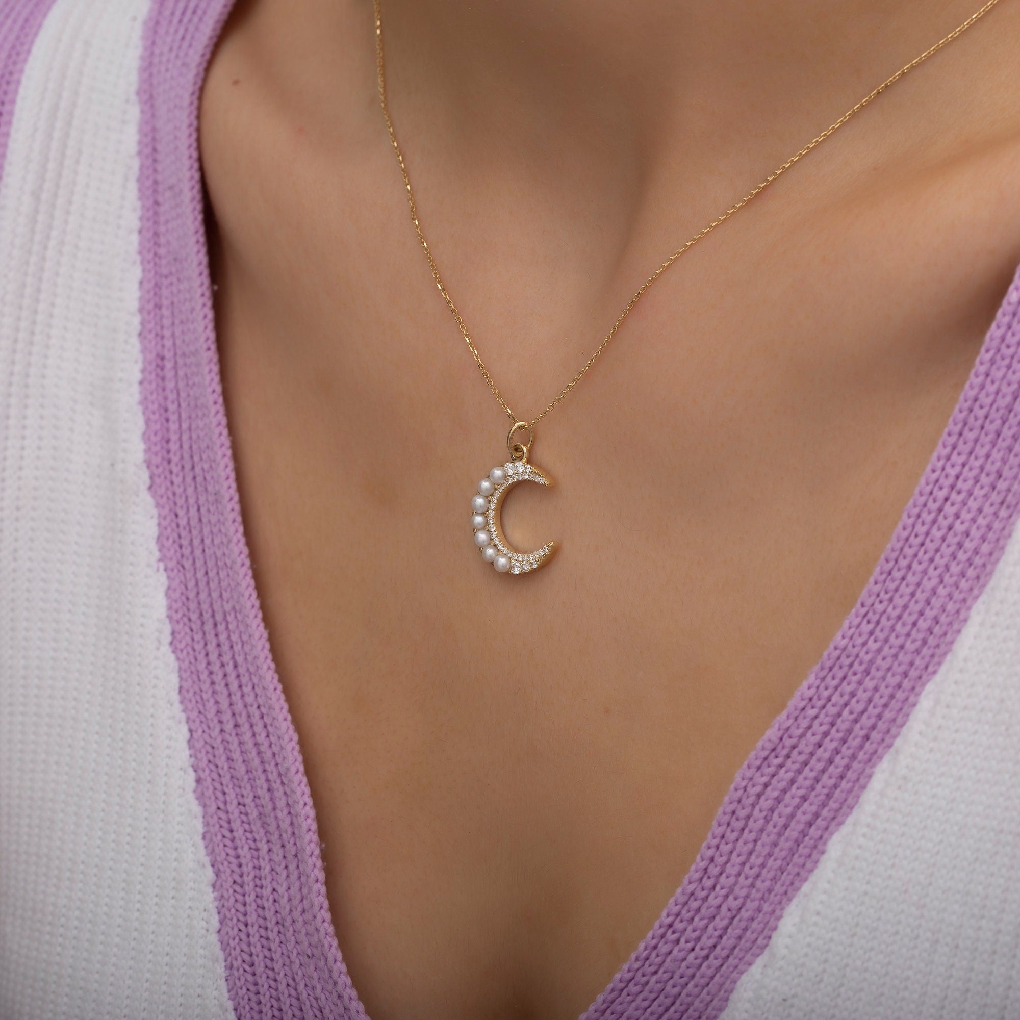 14K Gold Diamond Pearl Crescent Moon Necklace/ Pearl Gold Moon Necklace for Woman/ Gold Diamond Moon Necklace Gifts for Her/ Christmas Gifts
