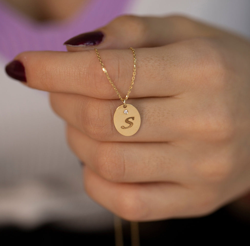 14K Gold Diamond Oval Initial Necklace – Emblem