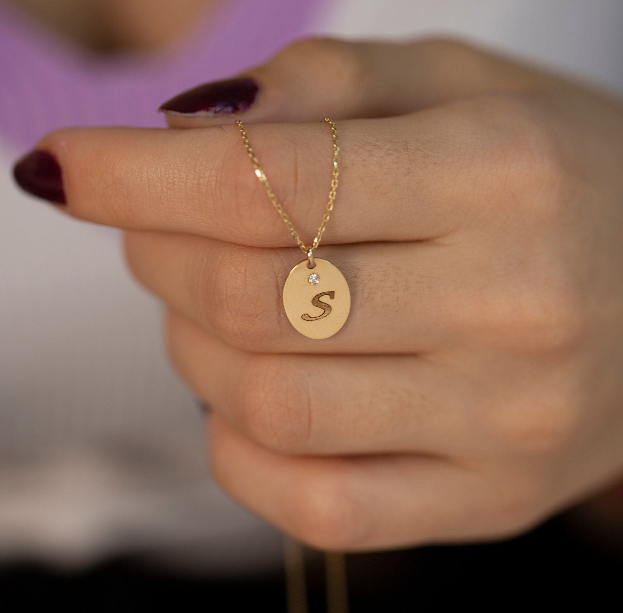 14K Gold Diamond Oval Initial Necklace – Emblem