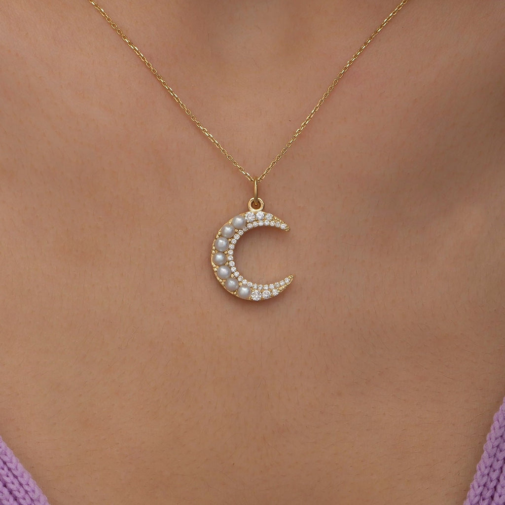 14K Gold Diamond & Pearl Crescent Moon Necklace – Elaren
