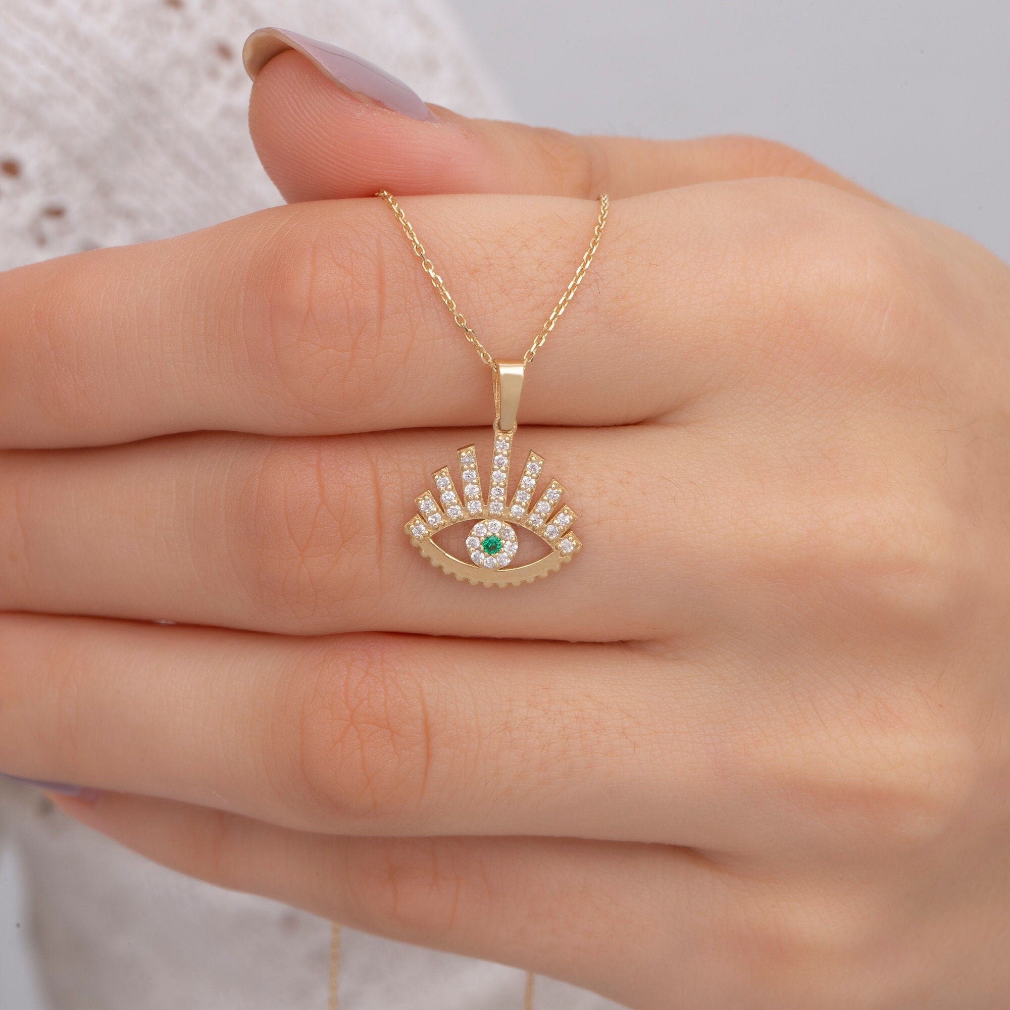 14K Gold Emerald Evil Eye Necklace – Nazar