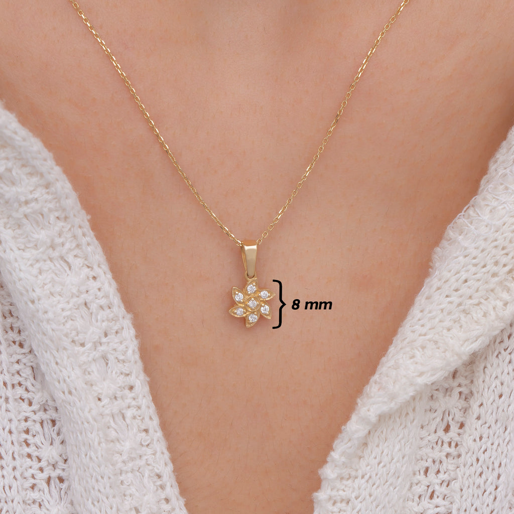 14K Gold Diamond Swirl Flower Necklace – Serpenta