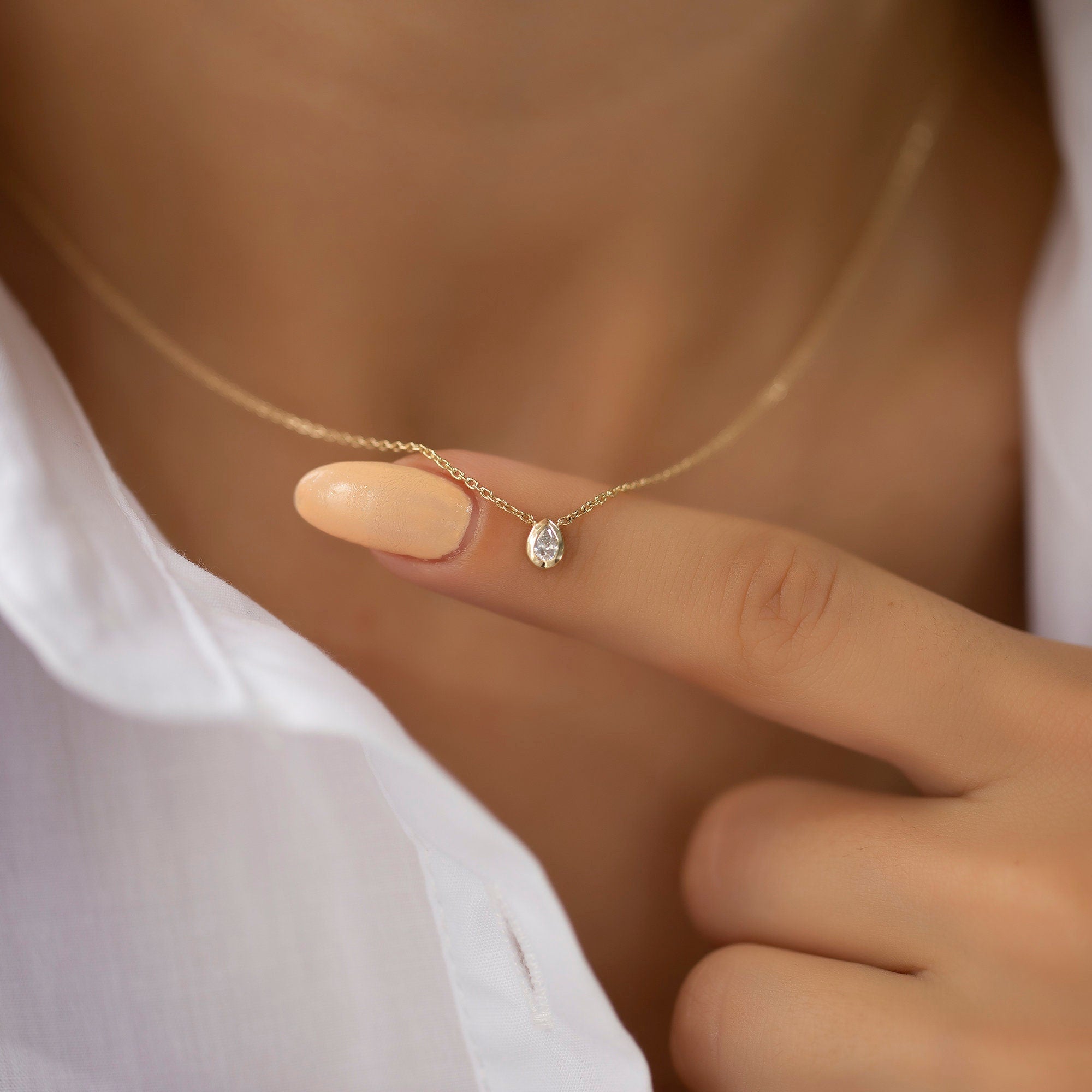 14K Gold Diamond Teardrop Necklace – Lagrima