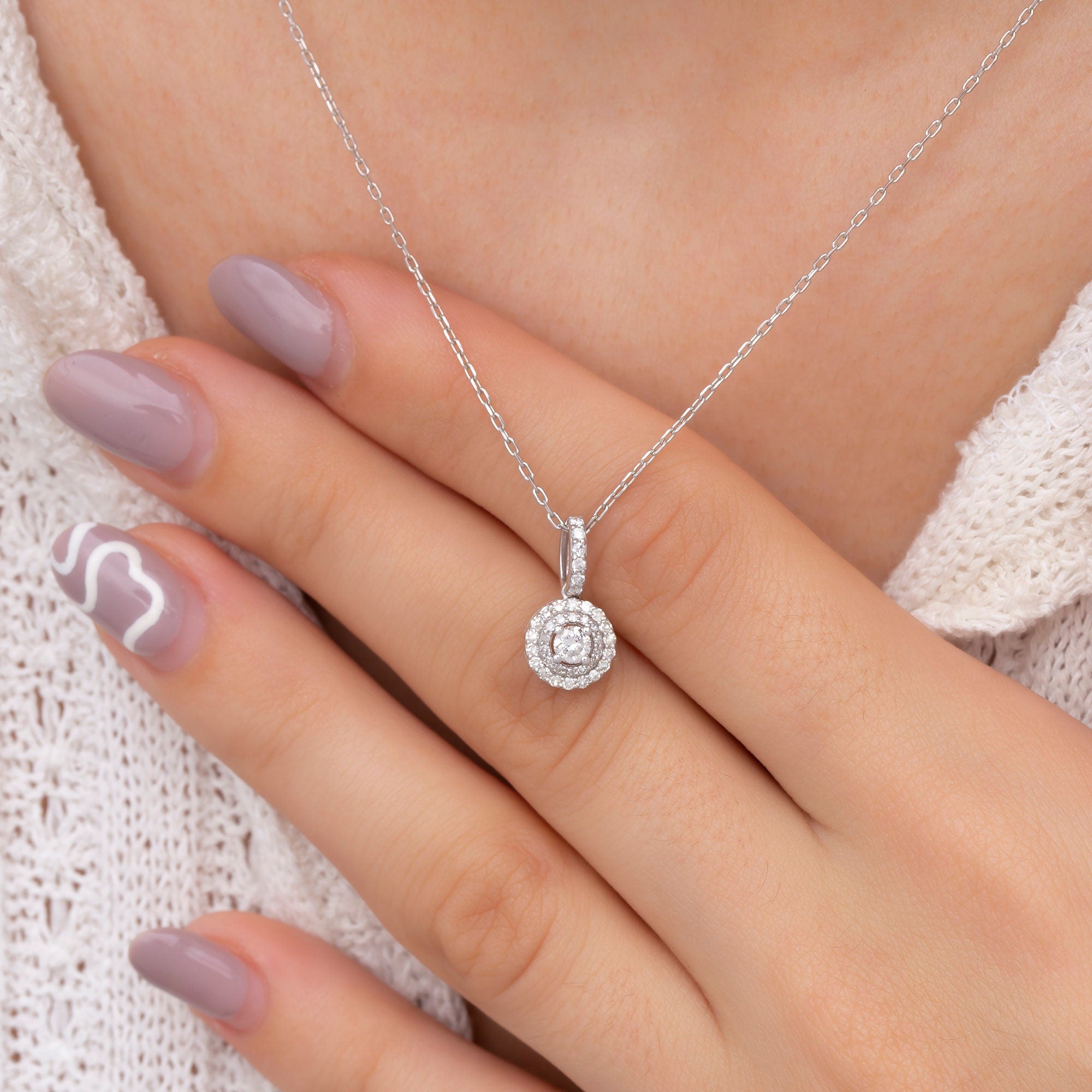 14K Gold Diamond Halo Necklace – Evercircle