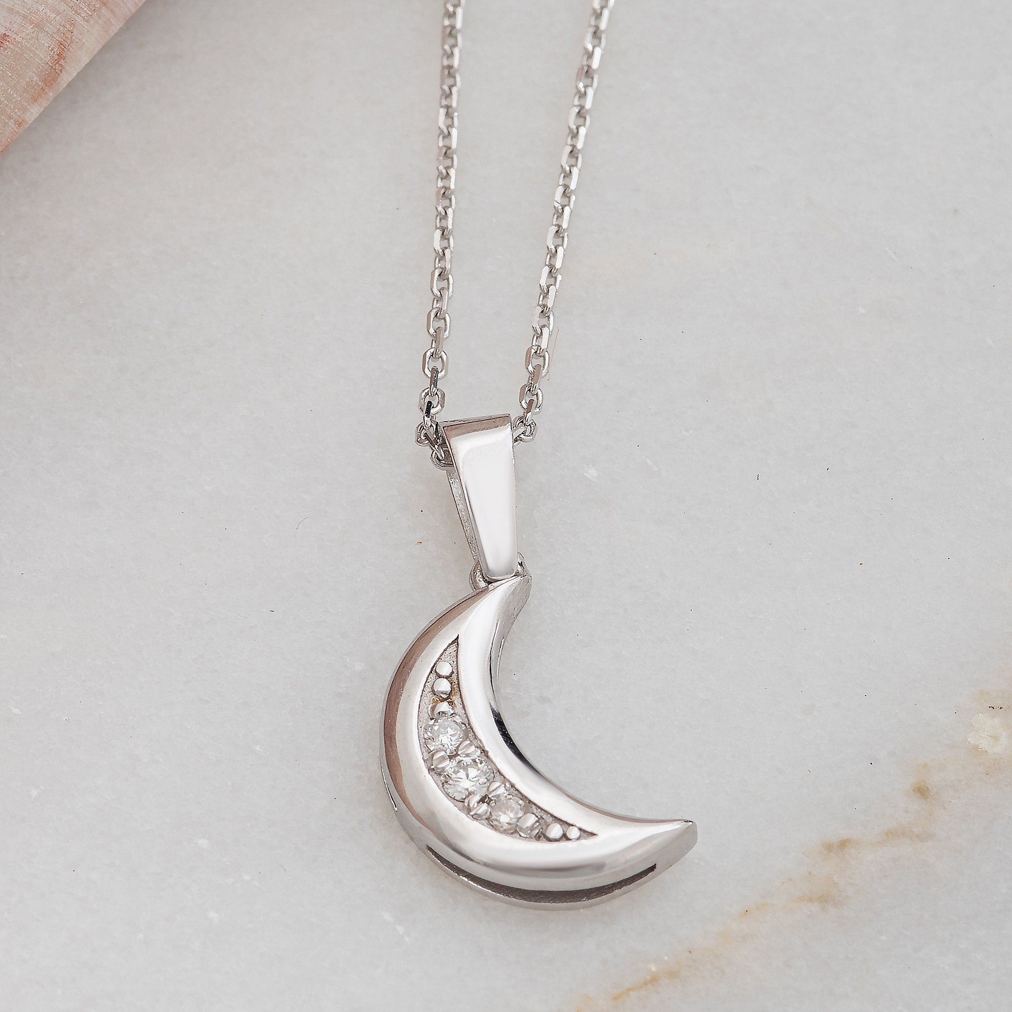 14K Solid Gold Diamond Crescent Moon Necklace – Lunette