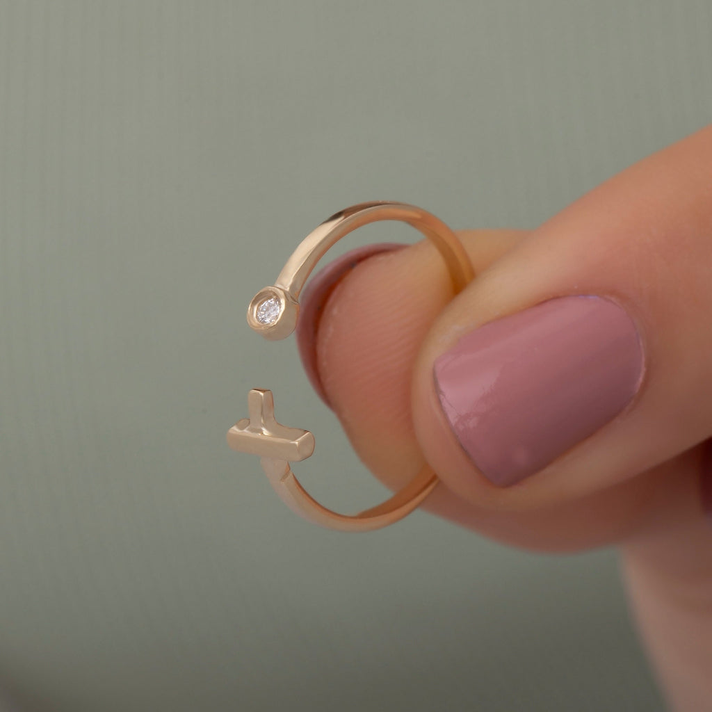 14K Gold Diamond Cross Ring — Seraphe