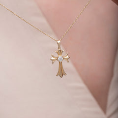 14K Gold Diamond Cross Necklace – Mirane