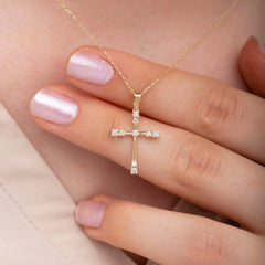14K Gold Diamond Cross Necklace – Selvian