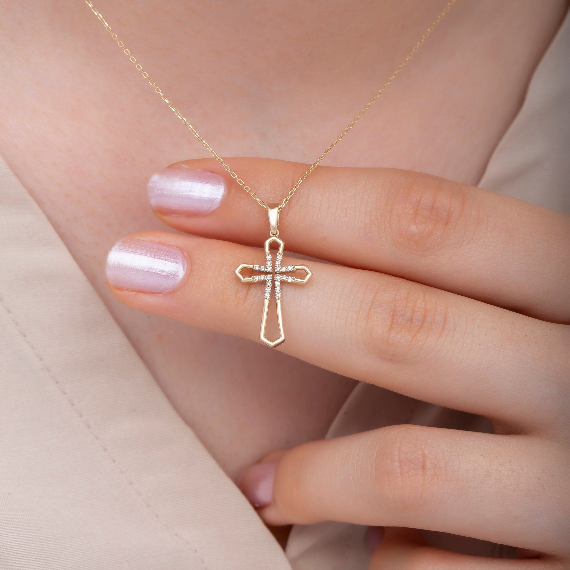14K Gold Diamond Cross Necklace – Alvion