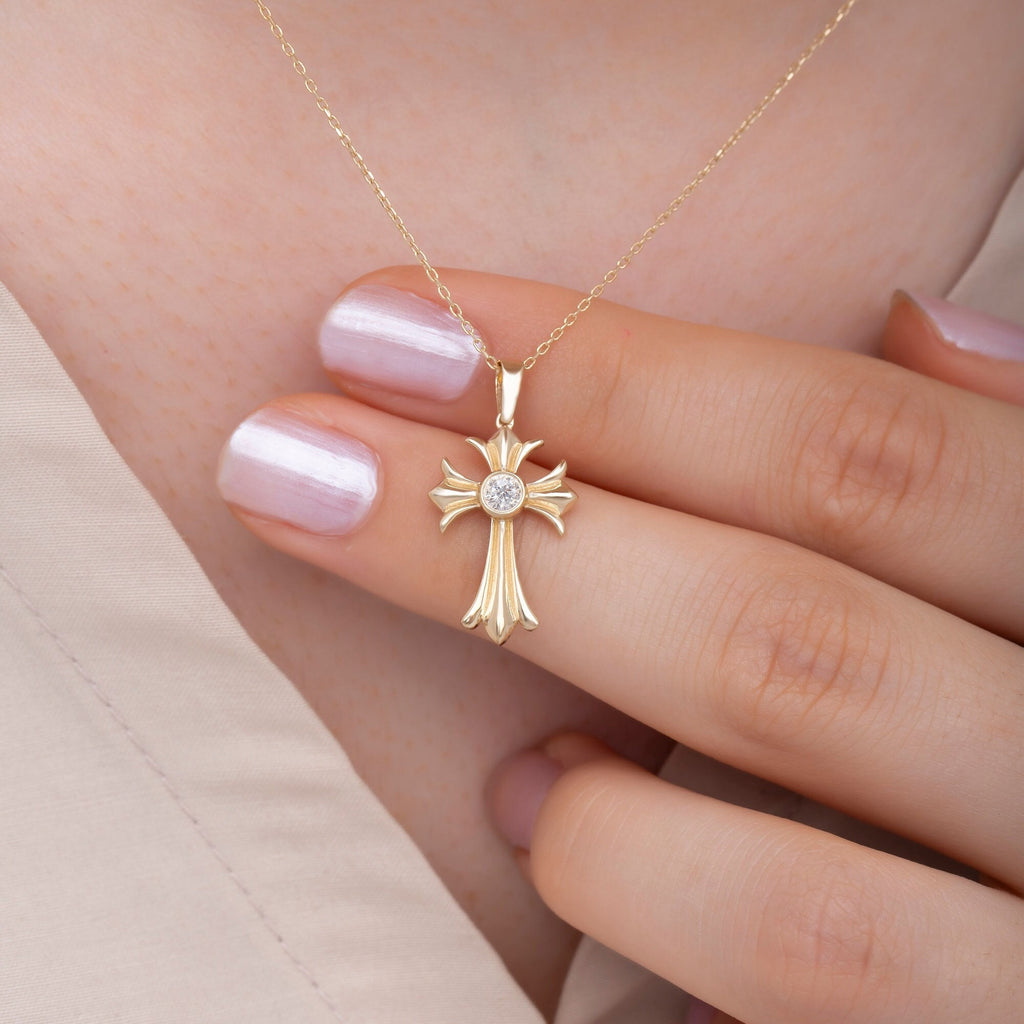14K Gold Diamond Cross Necklace – Mirane