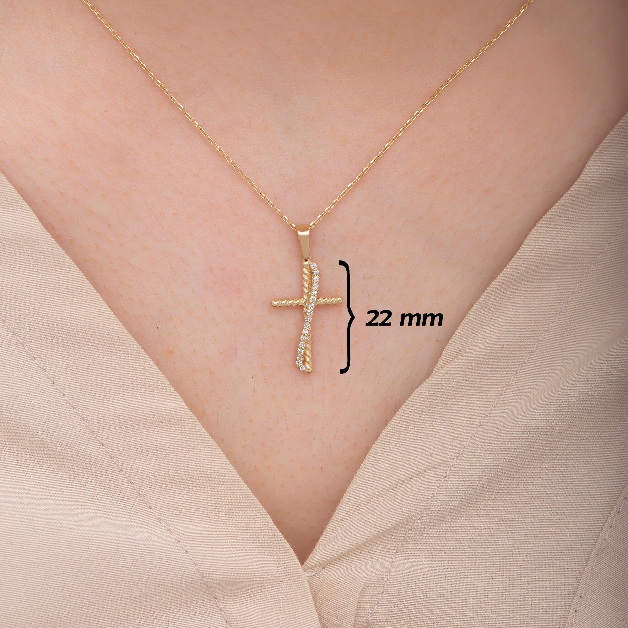 14K Gold Diamond Cross Necklace – Selora