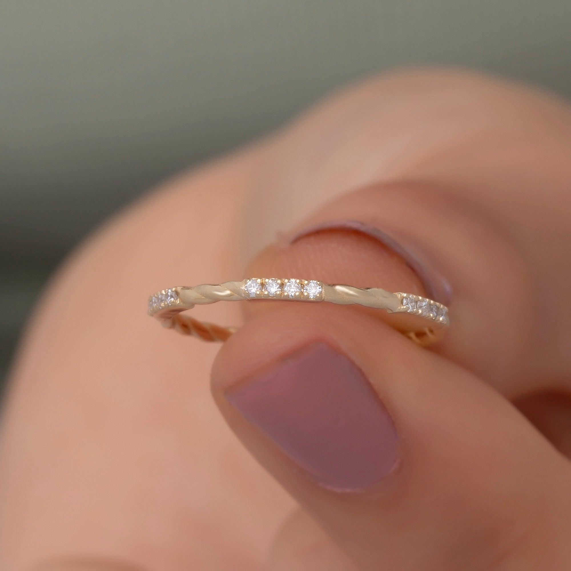 14K Gold Twisted Diamond Stacking Ring — Twyra