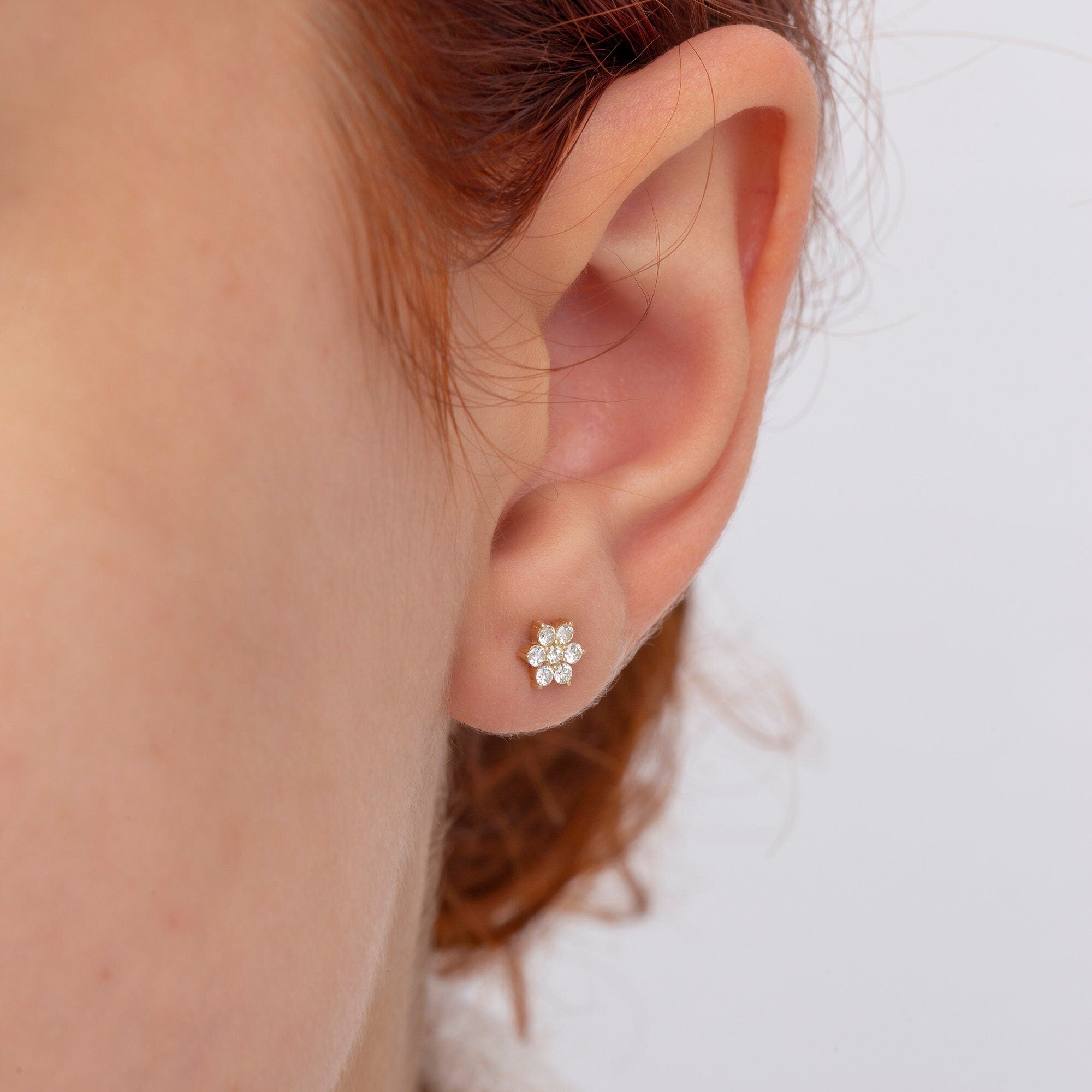 14K Gold Diamond Flower Stud Earrings – Bloom
