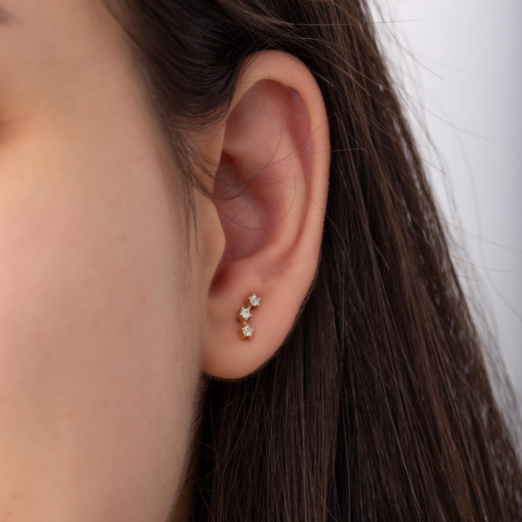 14K Gold Curved Diamond Stud Earrings – Serava