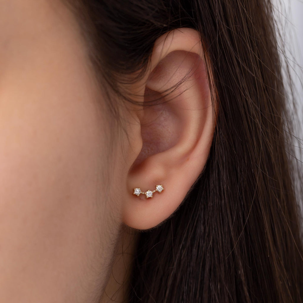 14K Gold Curved Diamond Stud Earrings – Serava