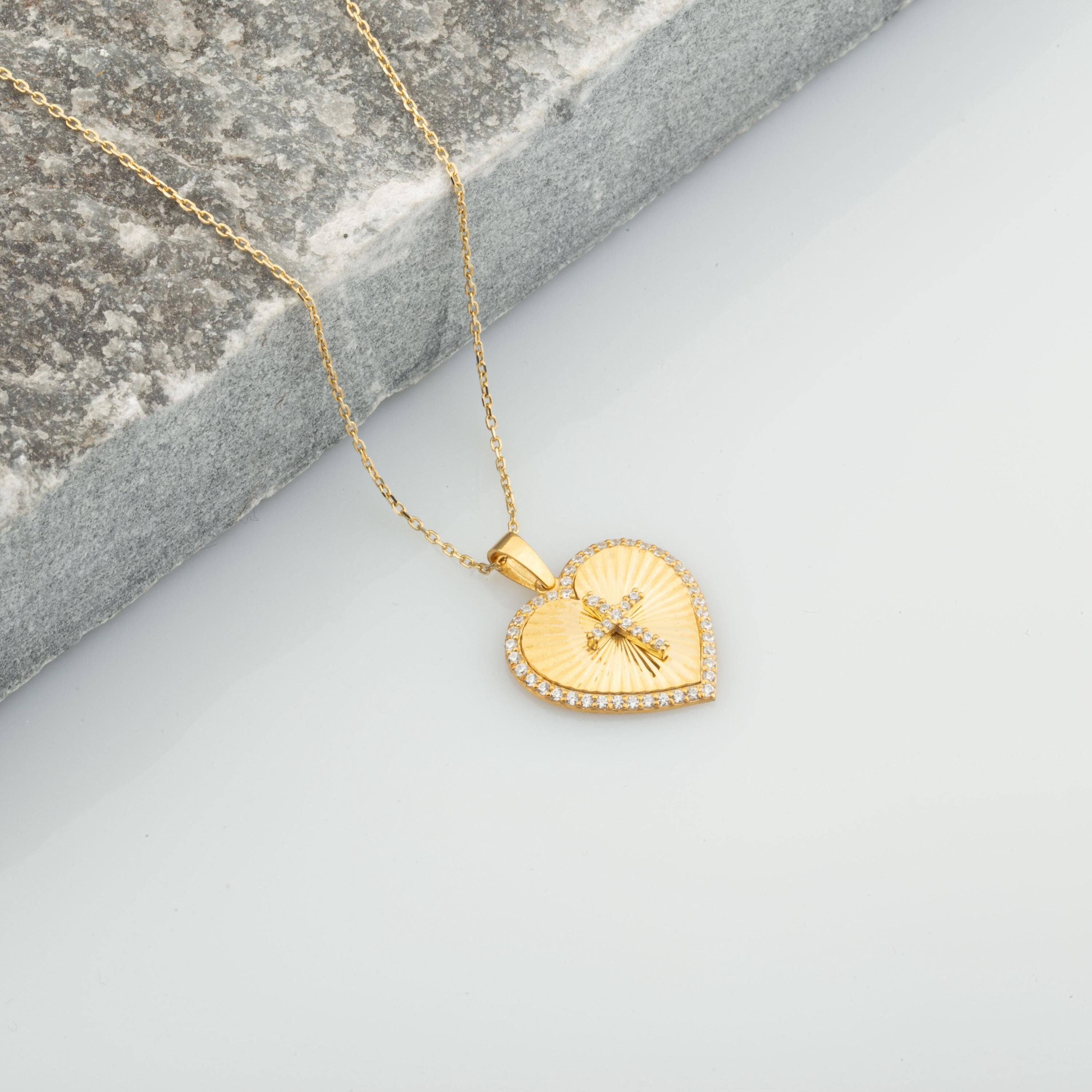 14K Gold Diamond Heart Initial Necklace – Signa