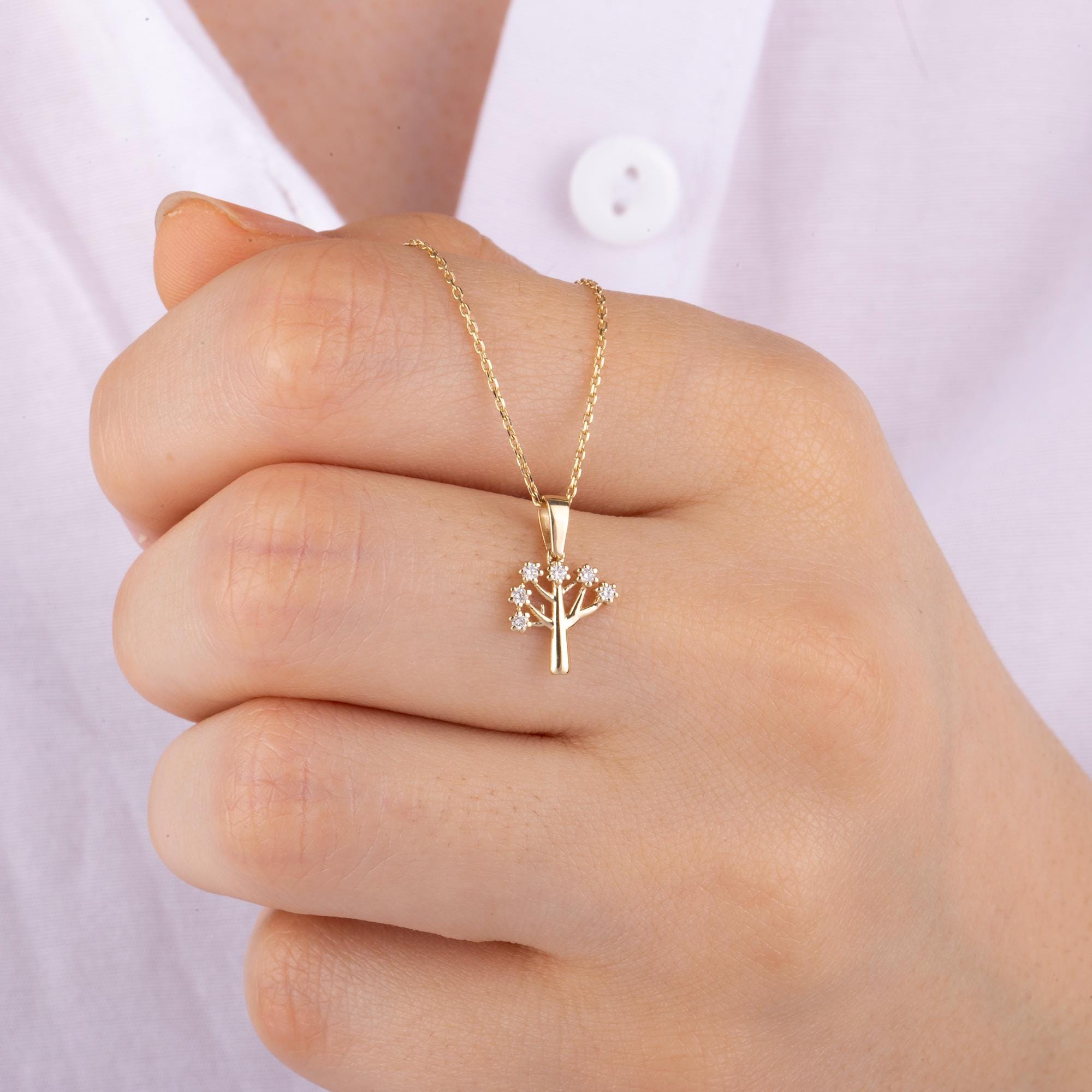 14K Gold Diamond Tree of Life Necklace/ Dainty Family Tree Pendant/ Gold Tree Necklace/ Fine Jewelry Gift for Her/ Nature Inspired Jewelry