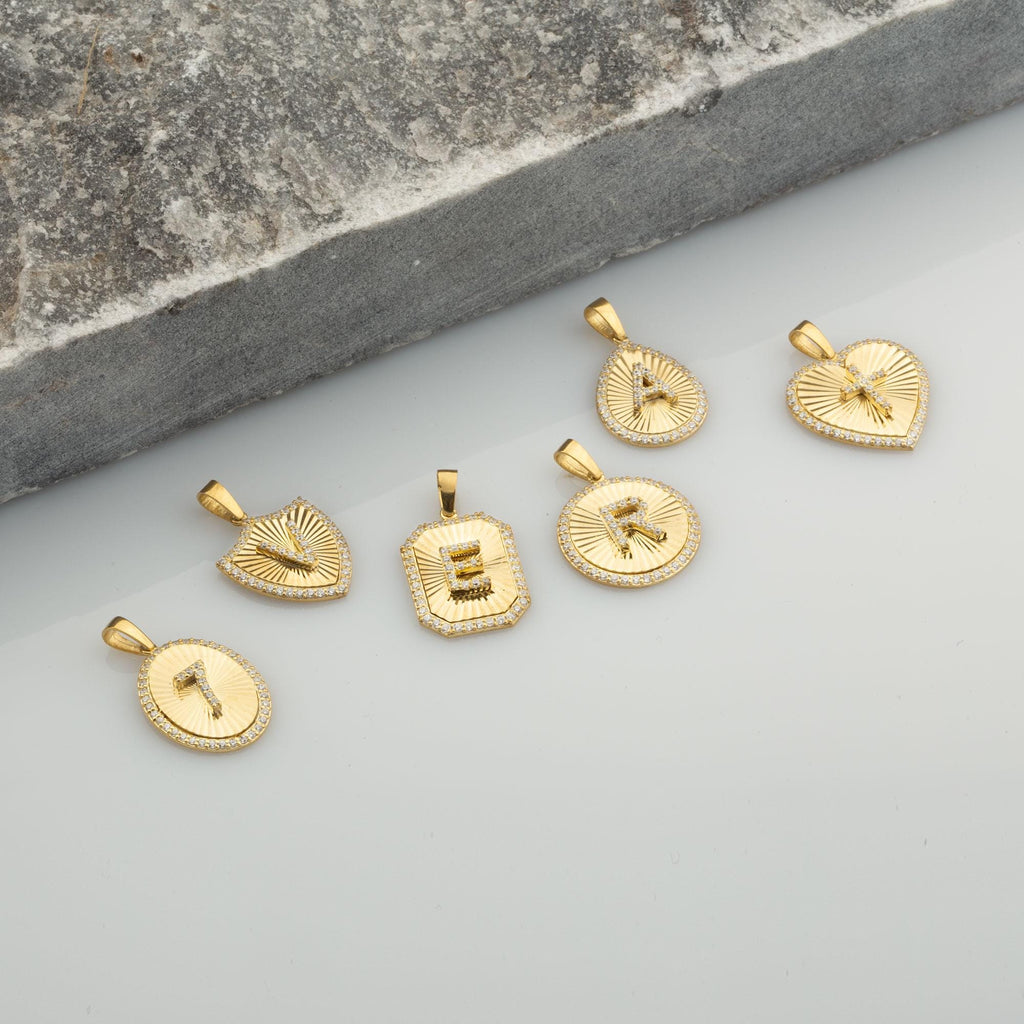 14K Gold Diamond Heart Initial Necklace – Signa