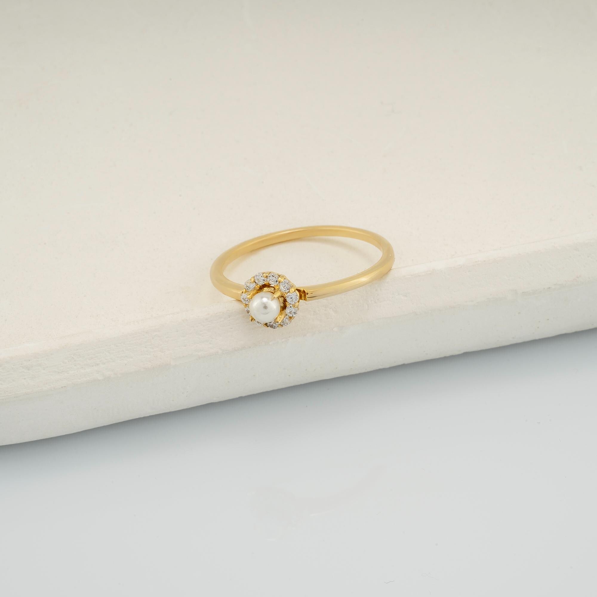 Gift-Ready 14K Gold Pearl Halo Ring - Comes beautifully packaged, including a gift scarf and certificate, making it an unforgettable gift for anniversaries or special moments.