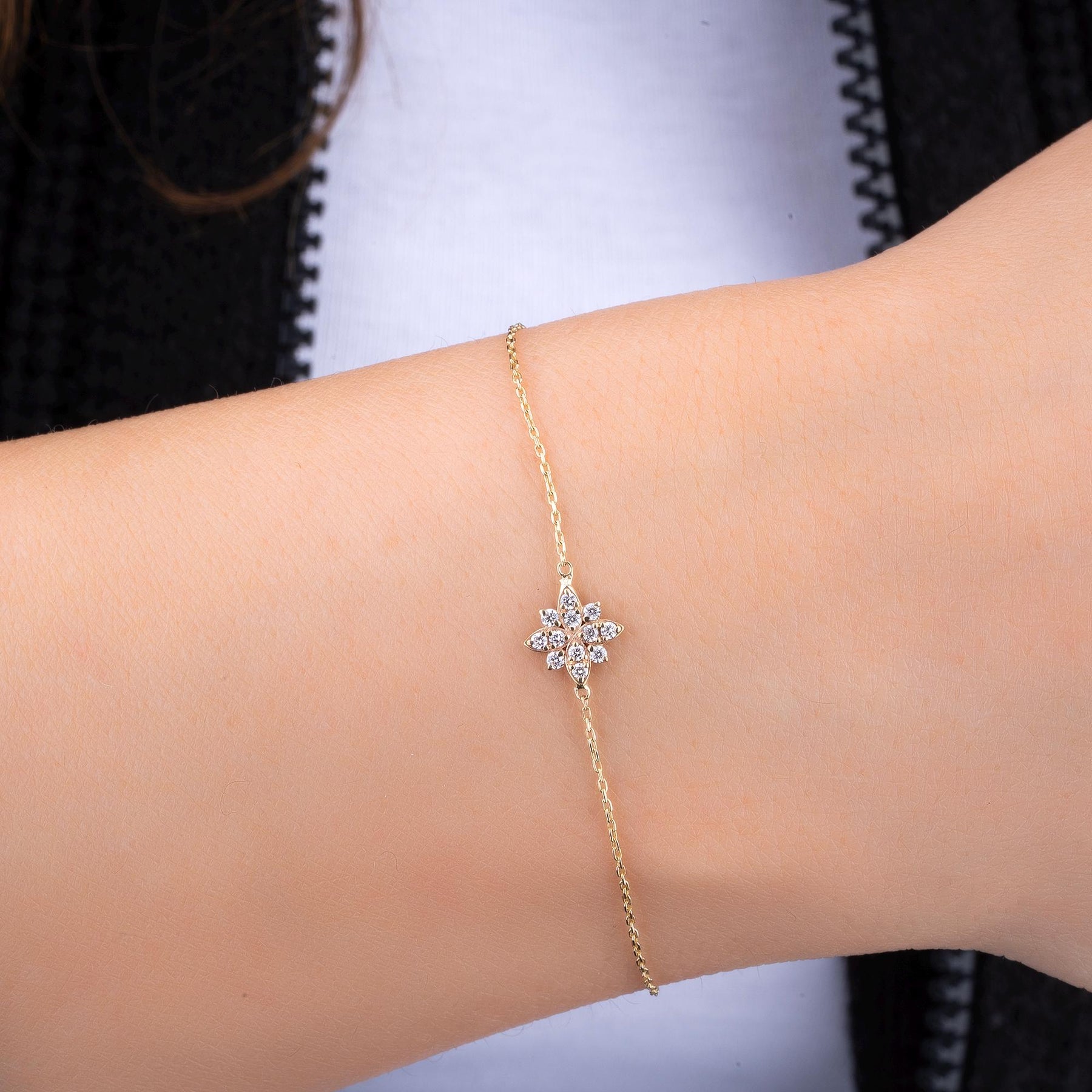 14K Gold Diamond Flower Bracelet – Mirabel