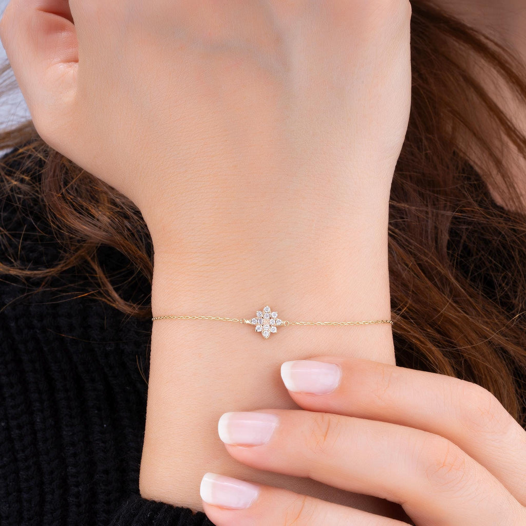 14K Gold Diamond Flower Bracelet – Mirabel