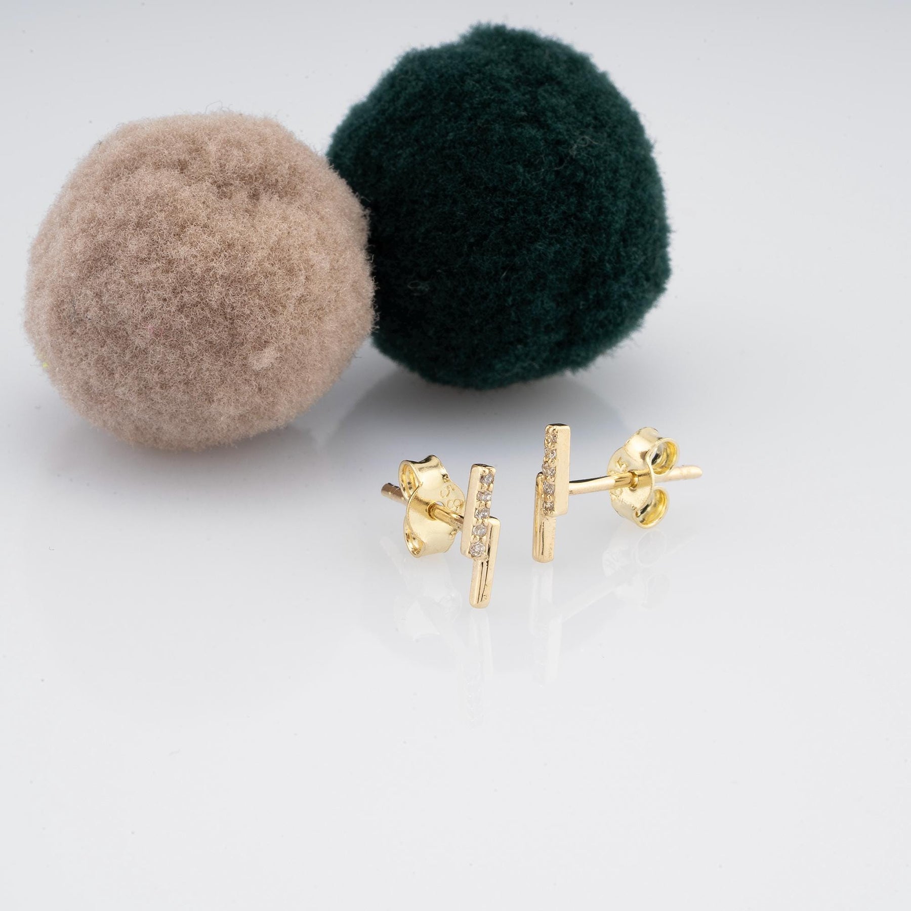 14K Gold Diamond Bar Stud Earrings – Linea