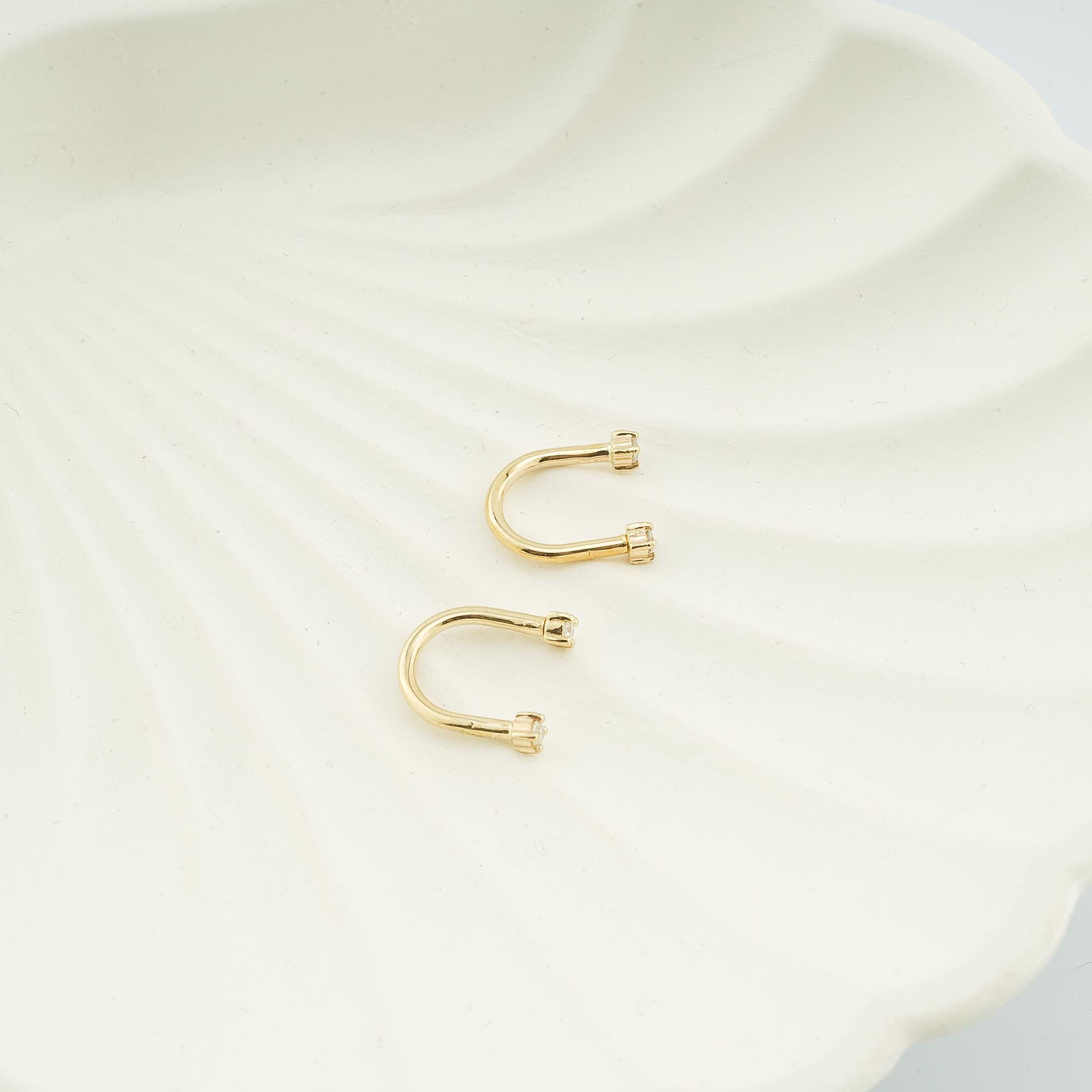 14K Gold Diamond U Earrings – Narelle